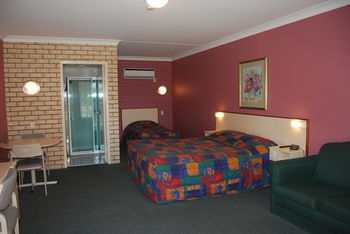 Sundowner Dubbo Aberdeen - Broome Tourism 4