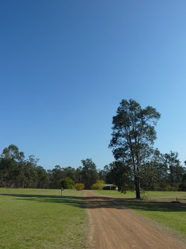 Hunter Hideaway Cottages - Broome Tourism 9