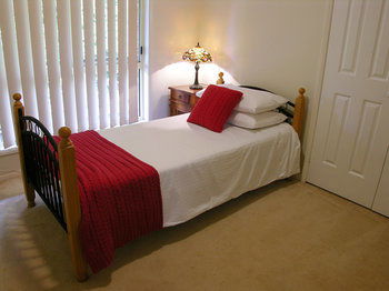 Apple Tree Cottage & Studio - Broome Tourism 4