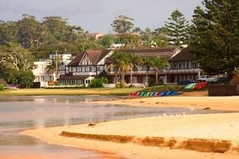 Clan Lakeside Lodge Terrigal - Broome Tourism 2