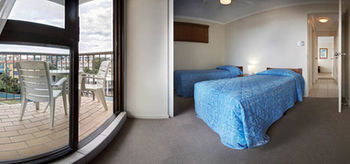 Langley Park Apartments - Broome Tourism 24