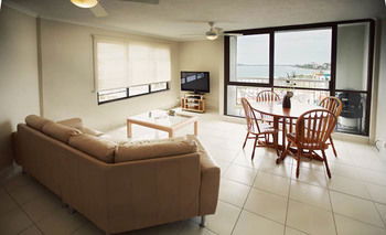 Langley Park Apartments - Broome Tourism 36