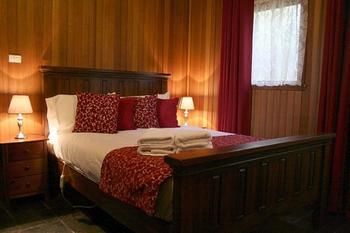 Steindorf Cottages - Broome Tourism 2