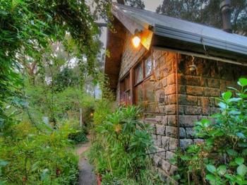 Steindorf Cottages - Broome Tourism 13