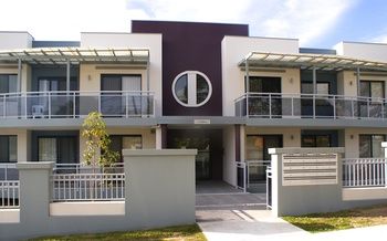 Astina Serviced Apartments - Central - Broome Tourism 16