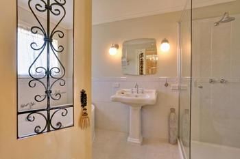 The Heart Of Emerald Bed & Breakfast - Broome Tourism 1