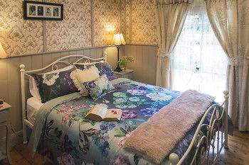 The Heart Of Emerald Bed & Breakfast - Broome Tourism 5