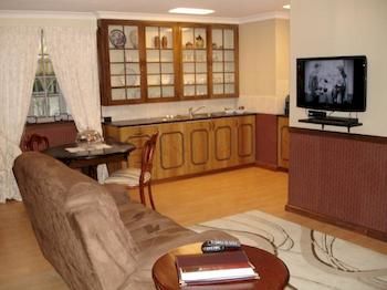 Bli Bli House Luxury Bed & Breakfast - Broome Tourism 8