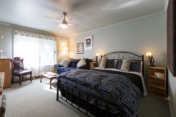 Strathvea Guest House - Broome Tourism 8