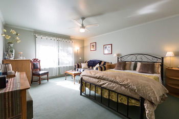 Strathvea Guest House - Broome Tourism 17
