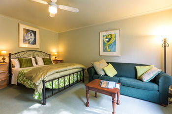Strathvea Guest House - Broome Tourism 18