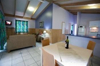 Toowoon Bay Holiday Park - Broome Tourism 3