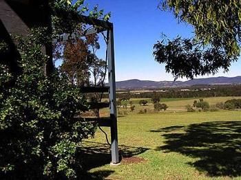 Vineyard Hill - Broome Tourism 1