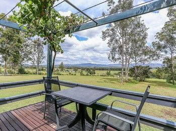 Vineyard Hill - Broome Tourism 6