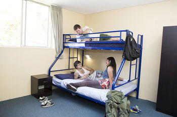 Sydney, Glebe Point YHA - Hostel - Broome Tourism 1