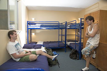 Sydney, Glebe Point YHA - Hostel - Broome Tourism 8