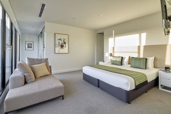 381 Cremorne - Broome Tourism 24