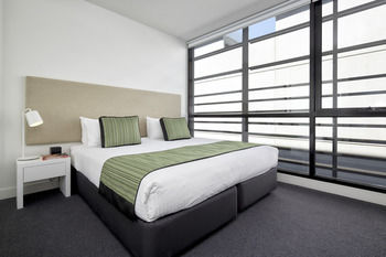 381 Cremorne - Broome Tourism 52
