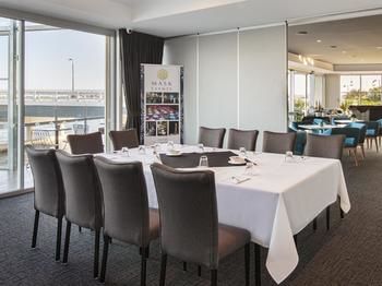 Best Western Plus Lake Kawana Hotel - Broome Tourism 3