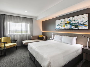 Best Western Plus Lake Kawana Hotel - Broome Tourism 39