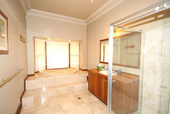 Relaxin - Broome Tourism 12