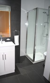 Como Court By Crest - Broome Tourism 10