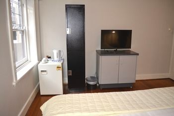 Como Court By Crest - Broome Tourism 14