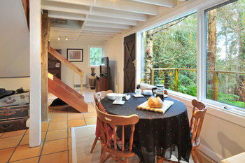 Santosa Cottage - Broome Tourism 2