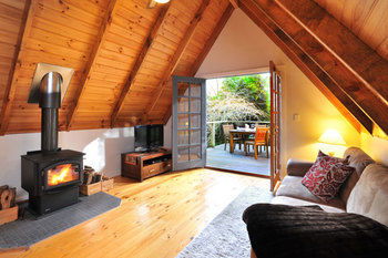 Santosa Cottage - Broome Tourism 10