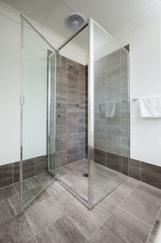 Wallsend Executive Apartments - Broome Tourism 1