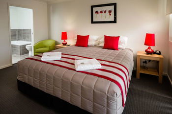 Wallsend Executive Apartments - Broome Tourism 12