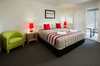 Wallsend Executive Apartments - Broome Tourism 13