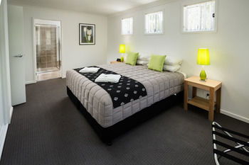 Wallsend Executive Apartments - Broome Tourism 14