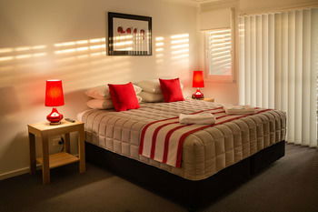 Wallsend Executive Apartments - Broome Tourism 18