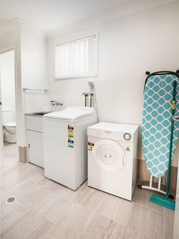 Wallsend Executive Apartments - Broome Tourism 22