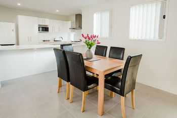 Wallsend Executive Apartments - Broome Tourism 23