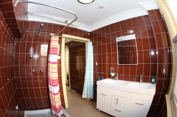 Sydney Darling Harbour Hotel - Broome Tourism 1