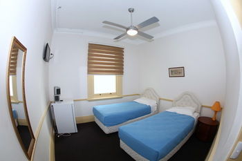 Sydney Darling Harbour Hotel - Broome Tourism 9