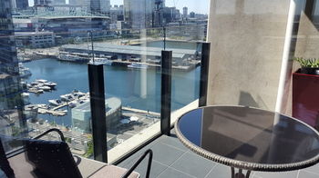 Apartment View Docklands Melbourne - Broome Tourism 0