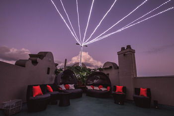 Kings Cross Backpackers - Adults Only - Broome Tourism 8