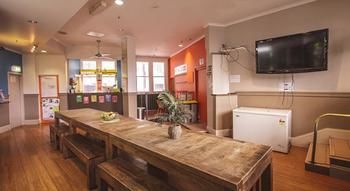 Kings Cross Backpackers - Adults Only - Broome Tourism 25
