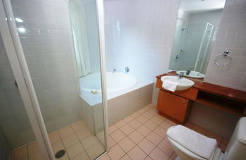 Homebush 133 Ben Furnished Apartment - Broome Tourism 0