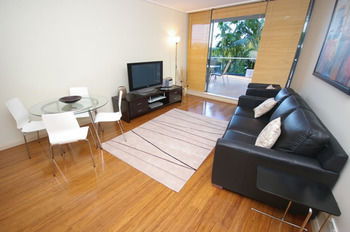 Homebush 133 Ben Furnished Apartment - Broome Tourism 4