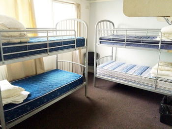 St Kilda Hostel - Broome Tourism 9