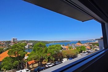 The Penthouse At Cremorne Point Manor - Broome Tourism 9