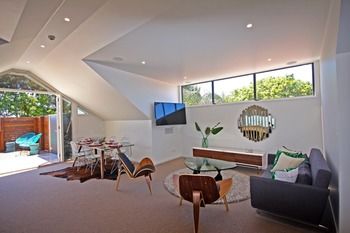 The Penthouse At Cremorne Point Manor - Broome Tourism 13