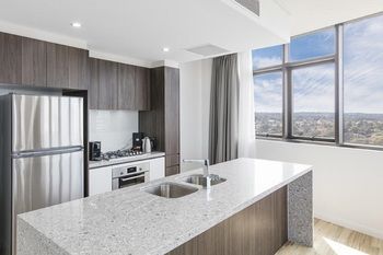Meriton Serviced Apartments Church Street - Broome Tourism 20