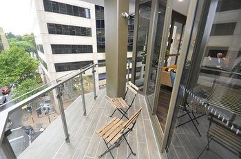 Sydney CBD 501 Bat Furnished Apartment - Broome Tourism 0