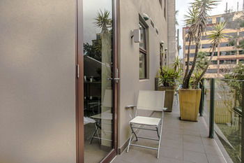 Comfy Kew Apartments - Broome Tourism 1