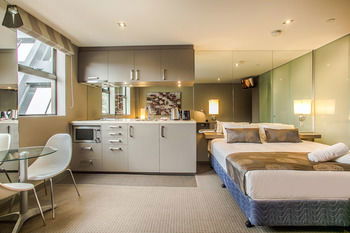 Comfy Kew Apartments - Broome Tourism 2